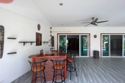 Вилла в Хуа Хине, Таиланд с 3 спальнями  № 100453 - фото 2