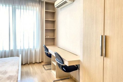 Condo in Phra Khanong, Bangkok, Thailand, 2 bedrooms  № 119764 - photo 8