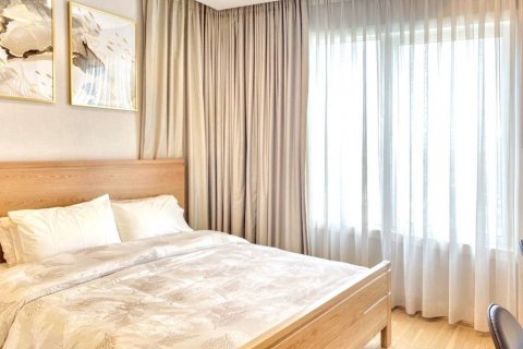 Condo in Phra Khanong, Bangkok, Thailand, 2 bedrooms  № 119764 - photo 4