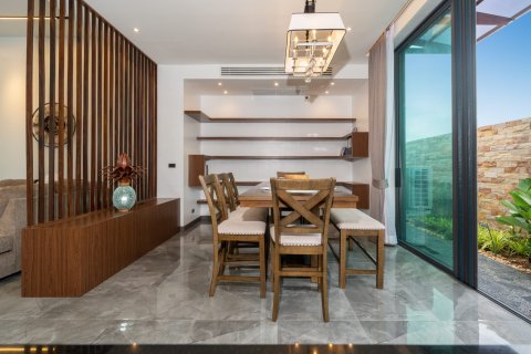 Villa in Phuket, Thailand 3 bedrooms № 133188 - photo 17