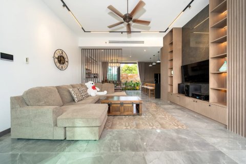 Villa in Phuket, Thailand 3 bedrooms № 133188 - photo 12