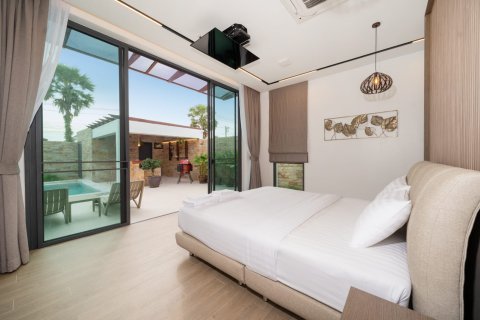 Villa in Phuket, Thailand 3 bedrooms № 133188 - photo 27