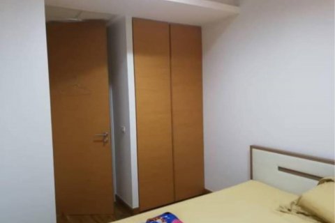 Condo in Khlong San, Bangkok, Thailand, 3 bedrooms  № 123663 - photo 11