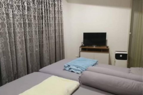 Condo in Khlong San, Bangkok, Thailand, 3 bedrooms  № 123663 - photo 14