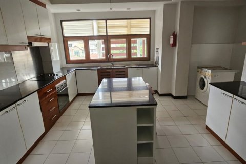Condo à Sathon, Bangkok, Thaïlande, 4 chambres  № 123658 - photo 5