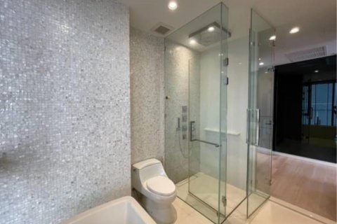 Condo in Watthana, Bangkok, Thailand, 2 bedrooms  № 123657 - photo 5