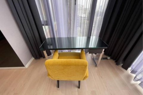 Condo in Watthana, Bangkok, Thailand, 2 bedrooms  № 123657 - photo 10