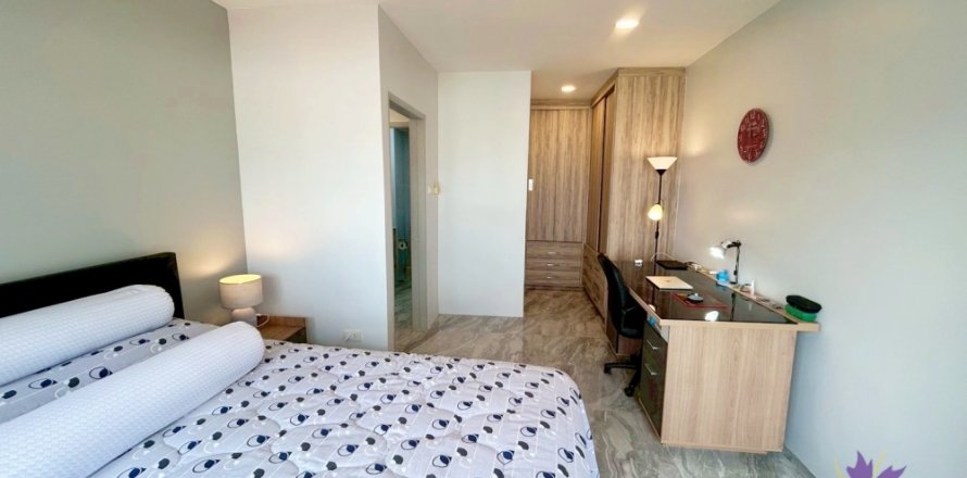 Кондоминиум с 1 спальней в Чиангмае, Таиланд № 132383