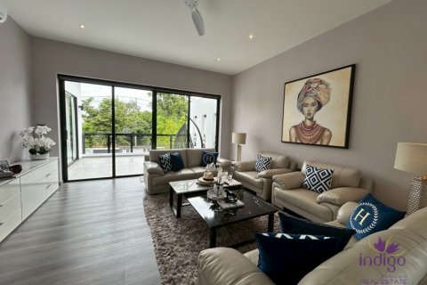 Дом в Ханг Донге, Таиланд с 4 спальнями  № 132379 - фото 3