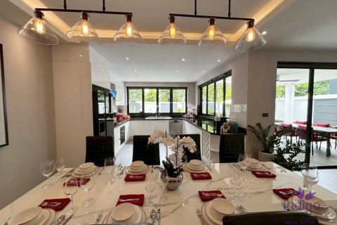 Дом в Ханг Донге, Таиланд с 4 спальнями  № 132379 - фото 29