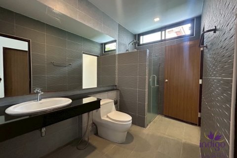 Дом в Ханг Донге, Таиланд с 4 спальнями  № 132380 - фото 25