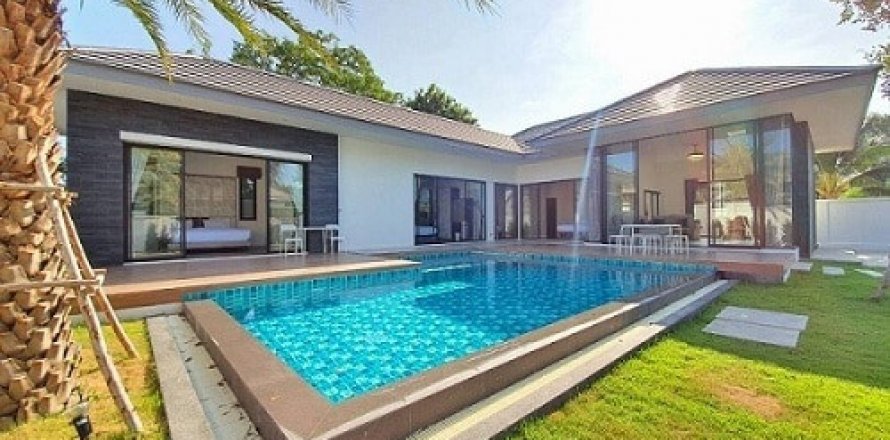 Maison à Hua Hin, Thaïlande 4 chambres № 125199