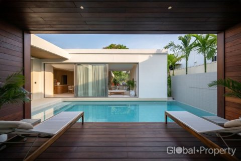 Дом в Паттайе, Таиланд с 3 спальнями  № 124173 - фото 26