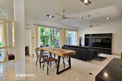 Квартира в Камале, Таиланд с 2 спальнями № 124238 - фото 12