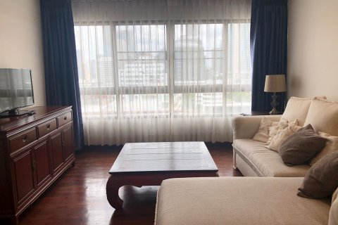 Кондоминиум с 2 спальнями в Патхум Ване, Бангкок, Таиланд № 141672 - фото 3