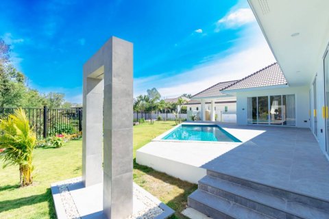 Вилла в Хуа Хине, Таиланд с 3 спальнями  № 120589 - фото 1