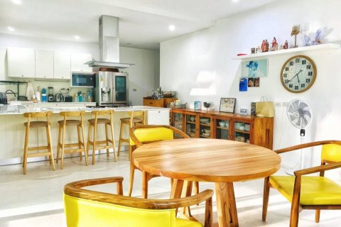 Вилла в Раваи, Таиланд с 4 спальнями  № 125917 - фото 3