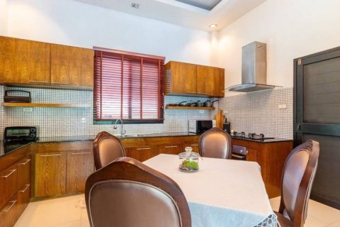 Вилла в Чалонге, Таиланд с 3 спальнями  № 144499 - фото 2