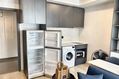 Condo à Khlong Toei, Bangkok, Thaïlande, 1 chambre № 86674 - photo 2