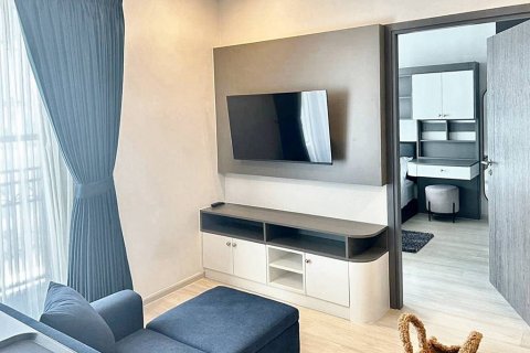 Condo à Khlong Toei, Bangkok, Thaïlande, 1 chambre № 86674 - photo 1