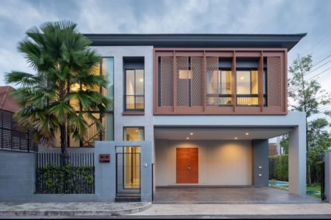 Дом в Ханг Донге, Таиланд с 4 спальнями  № 142097 - фото 1