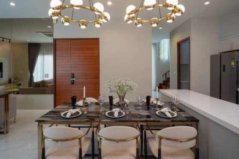 Дом в Ханг Донге, Таиланд с 4 спальнями  № 142097 - фото 8