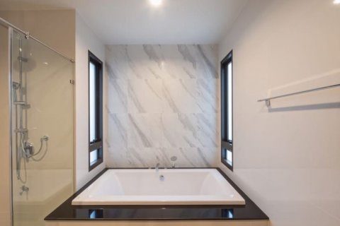 Дом в Ханг Донге, Таиланд с 4 спальнями  № 142097 - фото 27