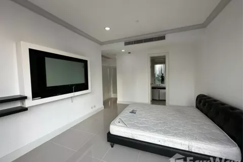 Кондоминиум с 3 спальнями в Ваттхане, Бангкок, Таиланд № 123999 - фото 11