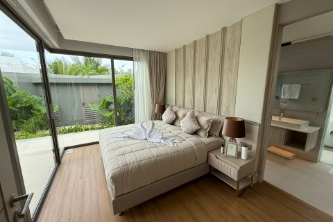 Вилла на Пляже Лаян, Таиланд с 4 комнатами  № 70905 - фото 9