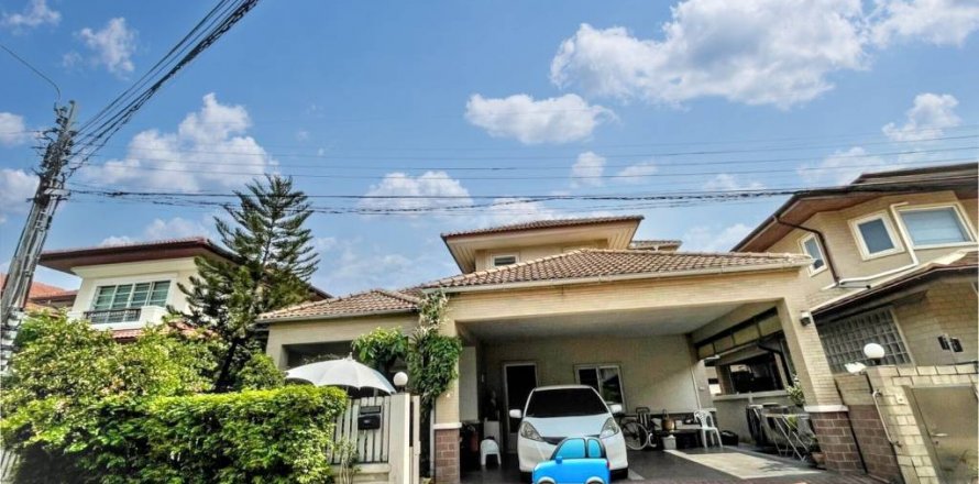 House in Pak Kret, Thailand 3 bedrooms № 124759