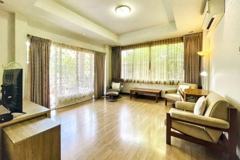 House in Pak Kret, Thailand 3 bedrooms № 124759 - photo 7