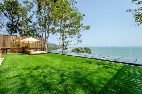 Villa in Phuket, Thailand 4 bedrooms № 107633 - photo 17