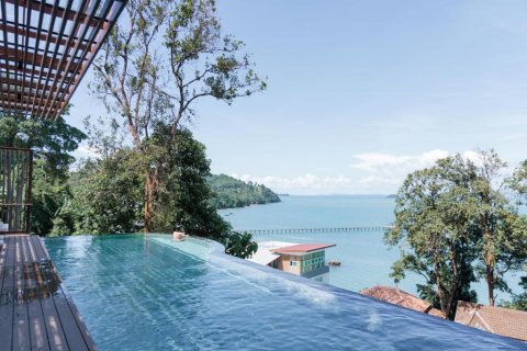 Villa in Phuket, Thailand 4 bedrooms № 107633 - photo 14