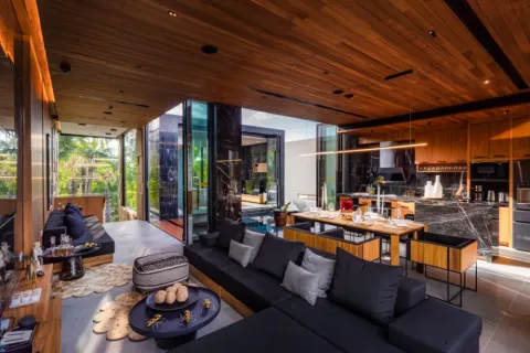 Villa in Phuket, Thailand 3 bedrooms № 107637 - photo 2