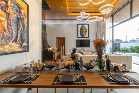 House in Bang Tao, Thailand 4 bedrooms № 120936 - photo 15