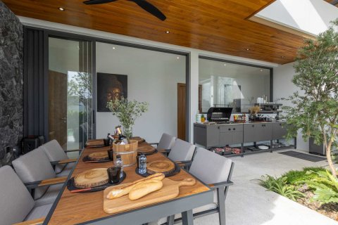 House in Bang Tao, Thailand 3 bedrooms № 120938 - photo 14