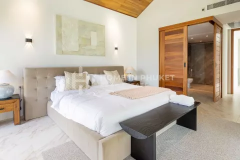 House in Bang Tao, Thailand 4 bedrooms № 133153 - photo 19