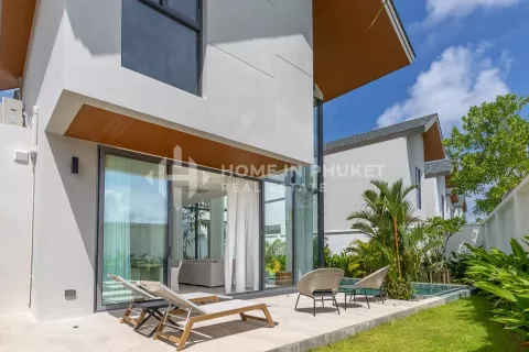 House in Bang Tao, Thailand 4 bedrooms № 133153 - photo 3