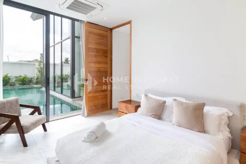 House in Bang Tao, Thailand 4 bedrooms № 133153 - photo 13