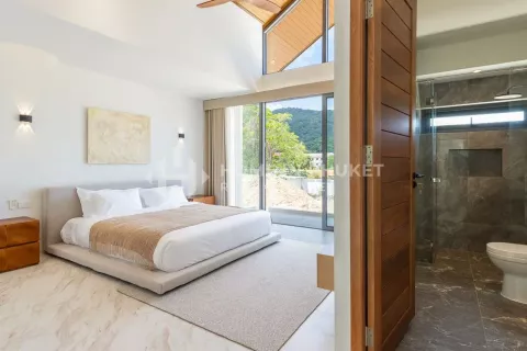 House in Bang Tao, Thailand 4 bedrooms № 133153 - photo 22