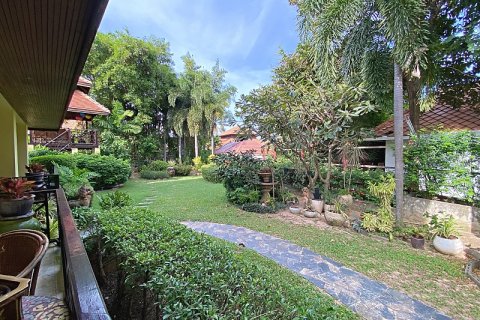 Дом в Хуа Хине, Таиланд с 6 спальнями  № 125136 - фото 9