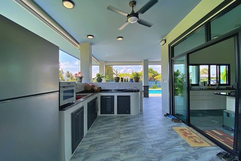 Дом в Хуа Хине, Таиланд с 4 спальнями  № 125141 - фото 11