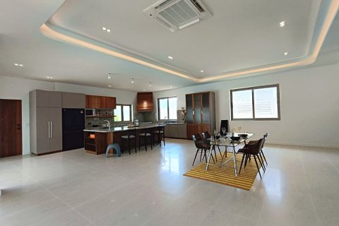 Дом в Хуа Хине, Таиланд с 3 спальнями  № 125137 - фото 7