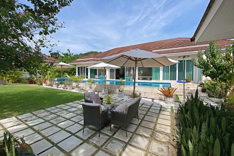 House in Hua Hin, Thailand 3 bedrooms № 125139 - photo 4