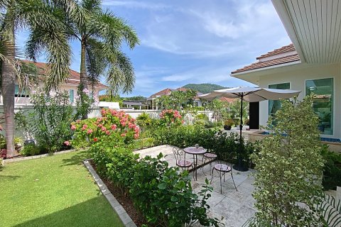 House in Hua Hin, Thailand 3 bedrooms № 125139 - photo 14