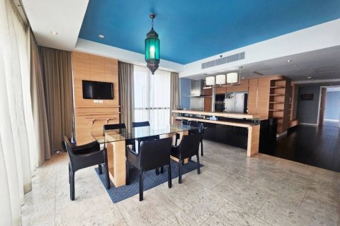 Кондоминиум с 3 спальнями в Бангкоке, Таиланд № 119641 - фото 3