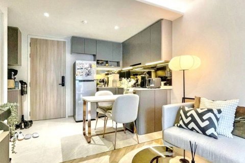 Condo in Bangkok, Thailand, 1 bedroom  № 119706 - photo 4
