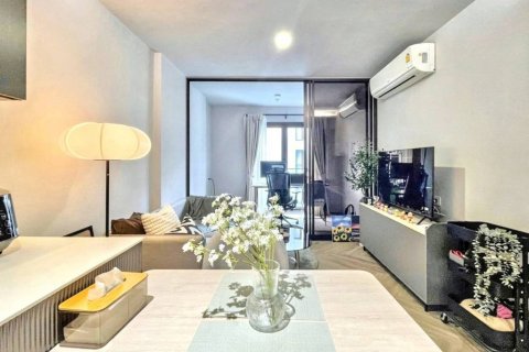 Condo in Bangkok, Thailand, 1 bedroom  № 119706 - photo 3