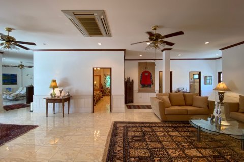 Дом в Хуа Хине, Таиланд с 6 спальнями  № 125084 - фото 9