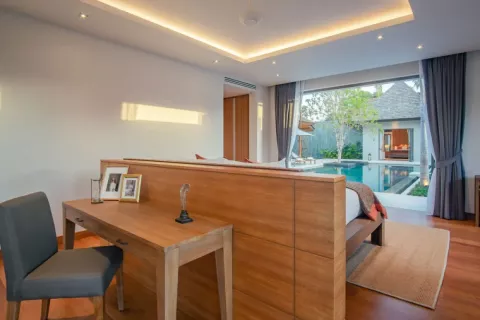 Villa in Phuket, Thailand 4 bedrooms № 125082 - photo 11